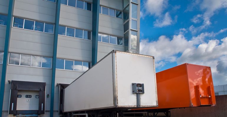 Centro de distribución logística