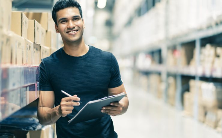 ¿Quieres trabajar en un centro logístico? Descubre los perfiles que tendrán más demanda en 2023.