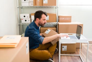 ¿Qué es la e-logística, sus principales ventajas y cómo funciona? Descúbrelo en este artículo e impleméntala con los mejores resultados.