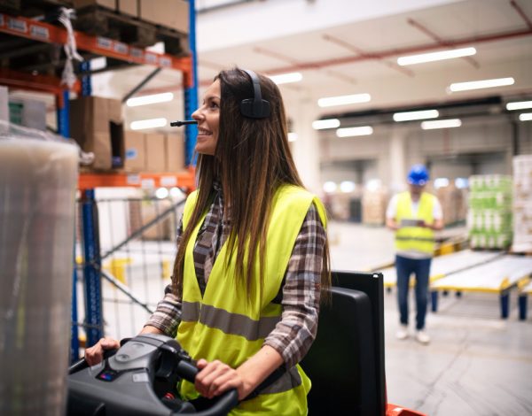 Lleva la productividad de tu almacén al próximo nivel con éstas 6 mejores prácticas, y con la gestión profesional de un centro de distribución logística.