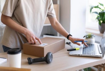 ¿Quieres implementar una estrategia de dropshipping eficiente? En éste artículo te decimos cómo con éstos 5 factores clave.
