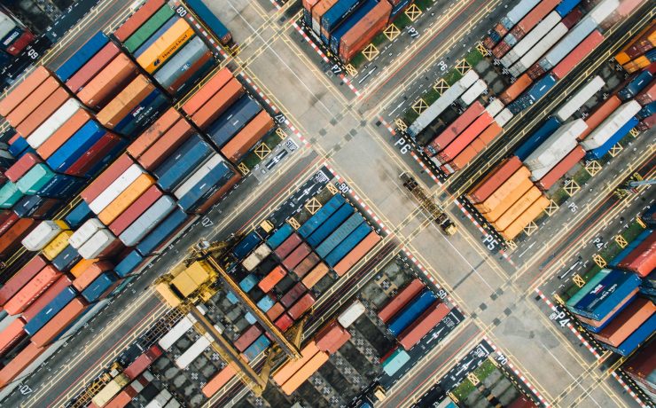 Descubre los procesos básicos de un centro de distribución logística y aprovéchalos para optimizar tu negocio.